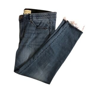 Democracy "Ab" Technology Jeans Women Size 16 Blue Wash Frayed Ankle Cropped